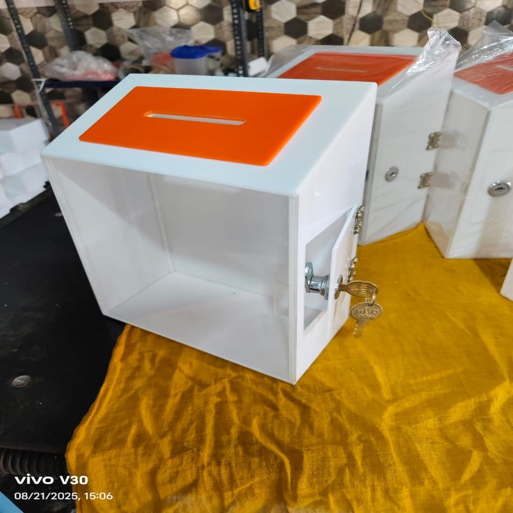 Acrylic  Latter Box