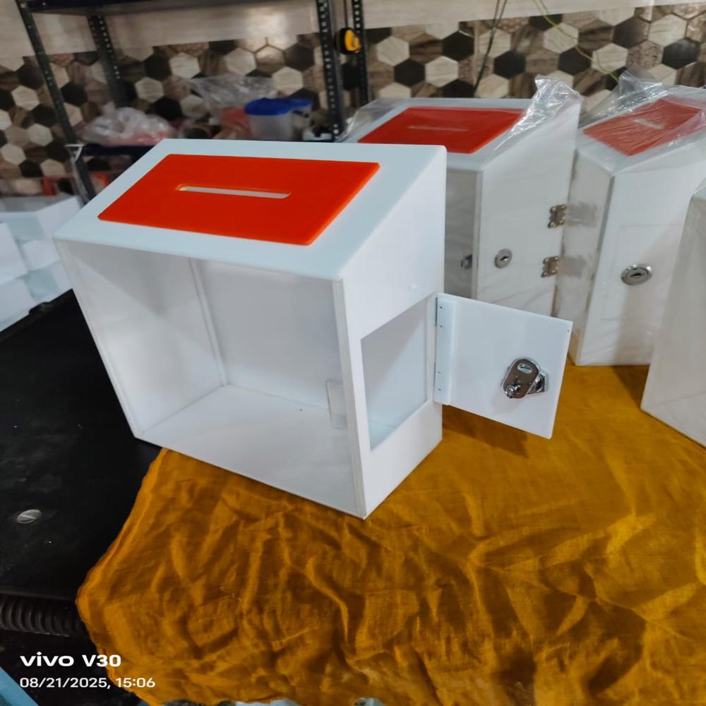 Acrylic  Latter Box