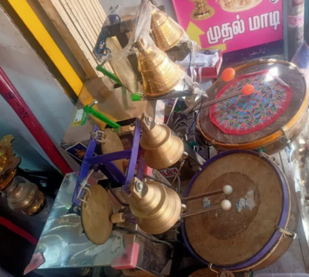 Automatic Temple Arti Machine - Color: Gold