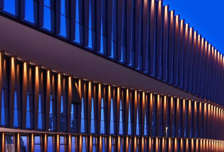 facade lighting