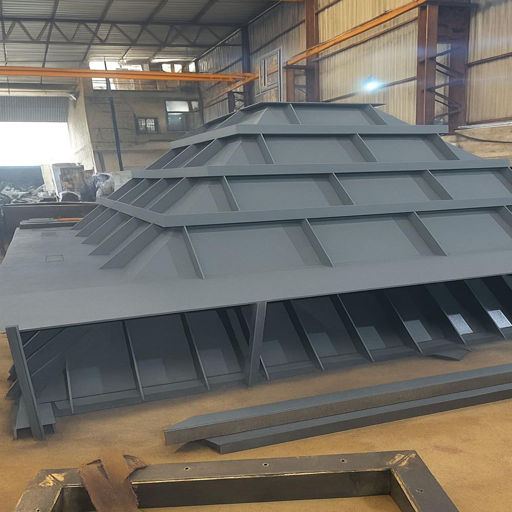 Silo Hopper - Galvanized Steel & Aluminum, 220-240 Volt Usage | Robust Grey Coated Design For Efficient Corn And Harvested Product Storage