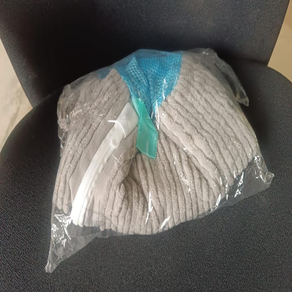 Heavy-Duty Reusable Shoe Washing Bag for Washing Machine (1 Pc) -01