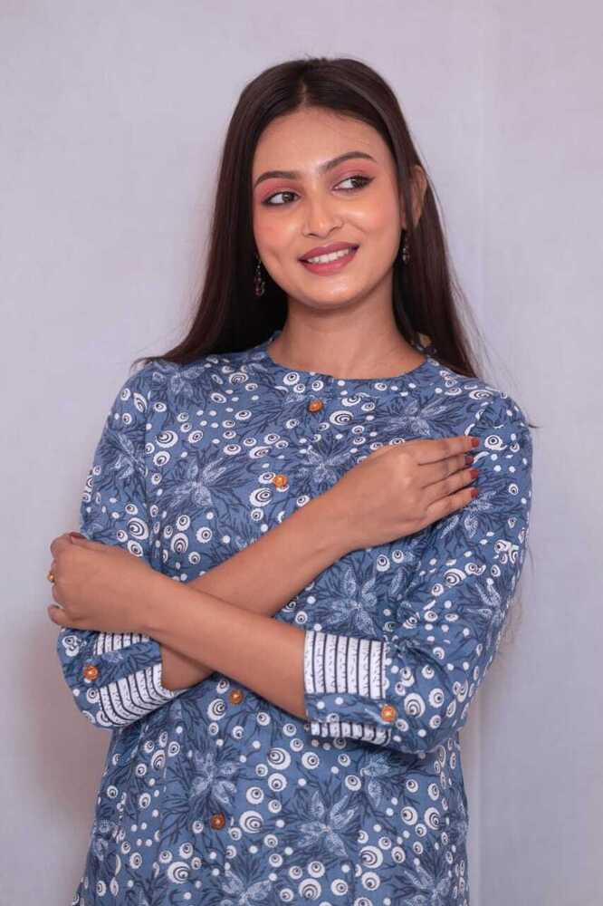 Blue Rajwadi Cotton A-Line Kurti Pant Set With Side Pocket
