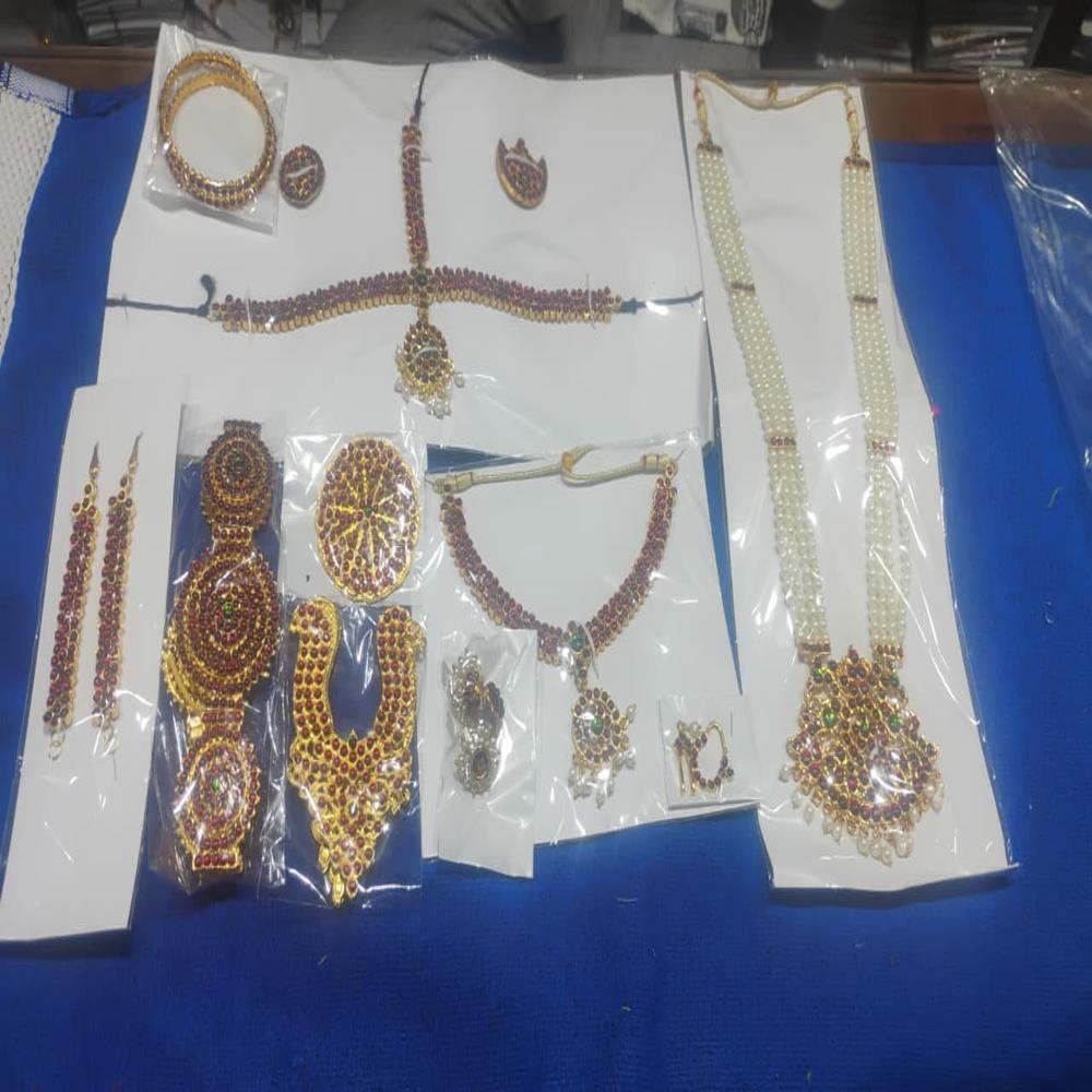 Bharatnatyam Jewellery Set