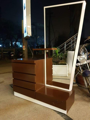 Dressing Table
