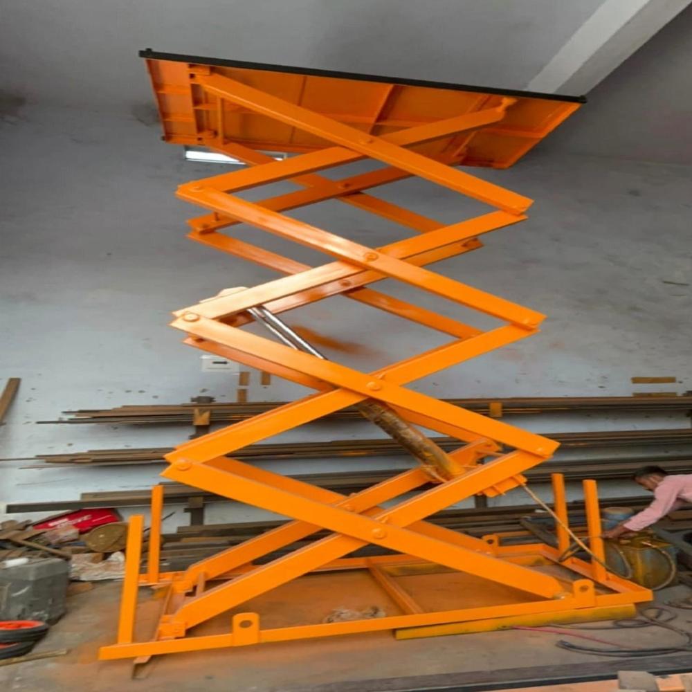 3 Ton Automobile Scissor Lift 8 Feet Height - Car Dimension: As Per Customer Specification