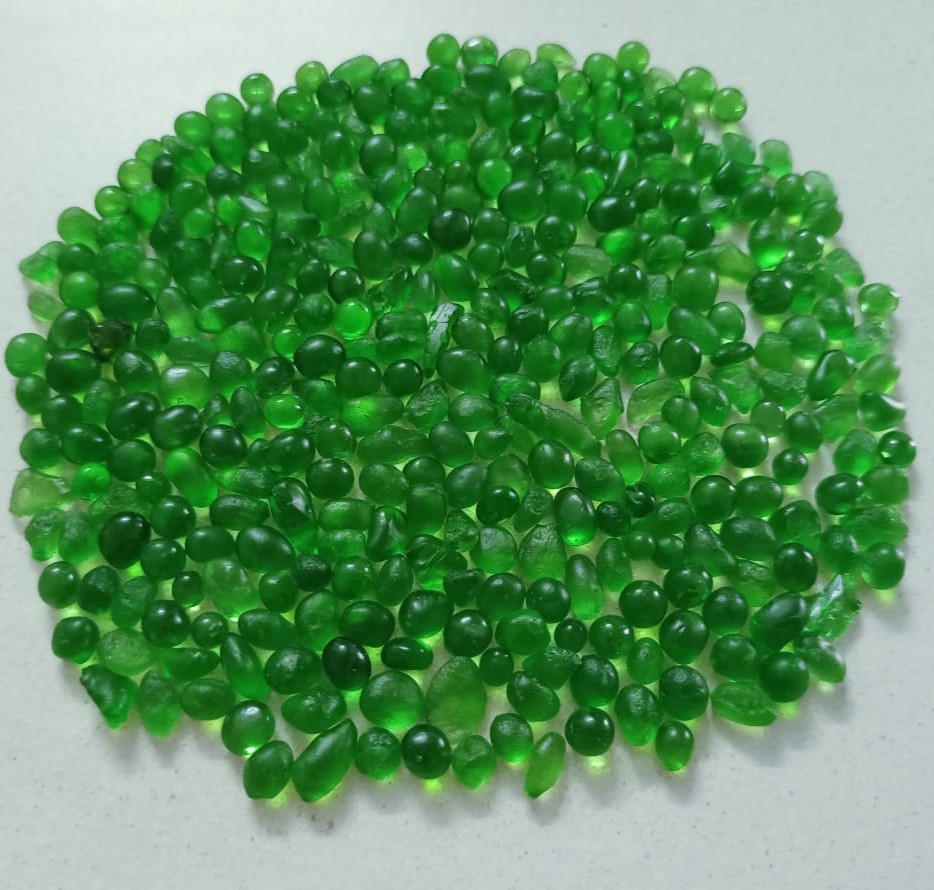 Recycled Green Glass Chips for Terrazzo and Decorative Landscaping in Bulk