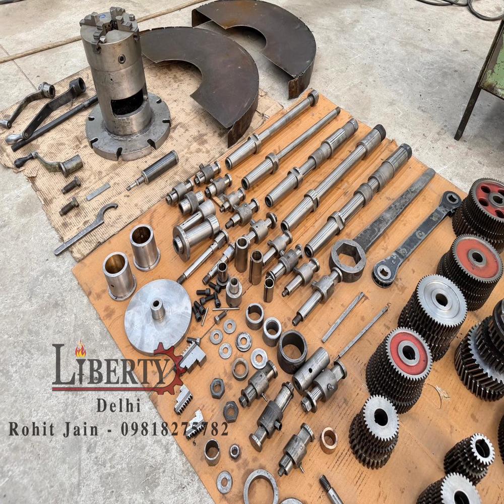 TOS FO-10 Gear Hobbing Machine