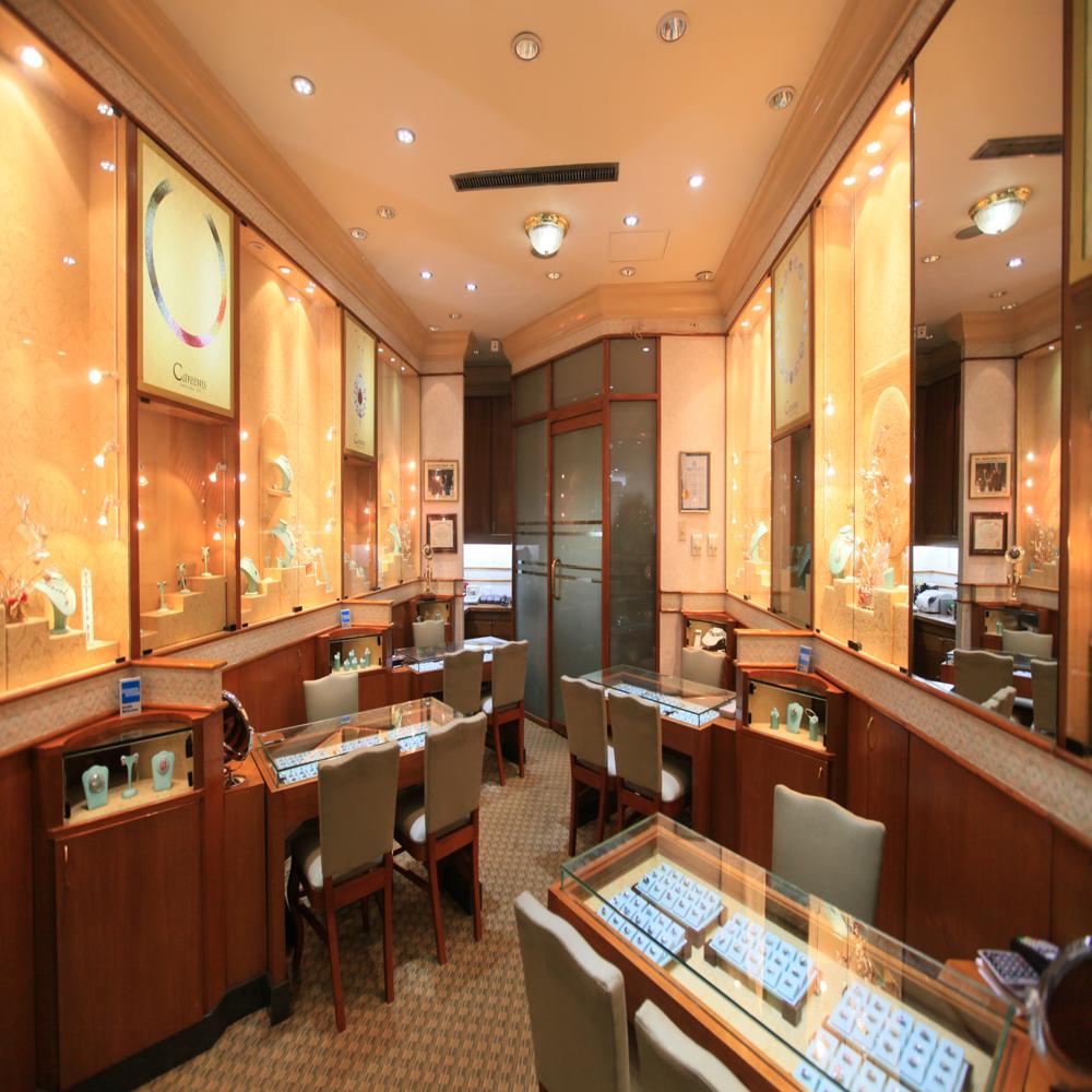JEWELLERY SHOP INTERIOR
