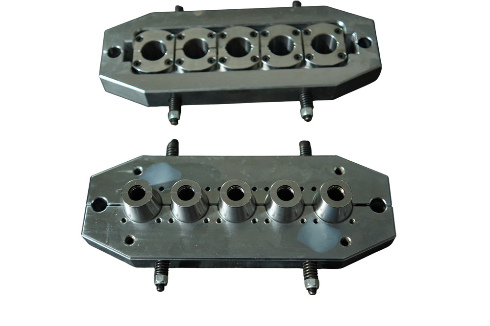 Lip Plate