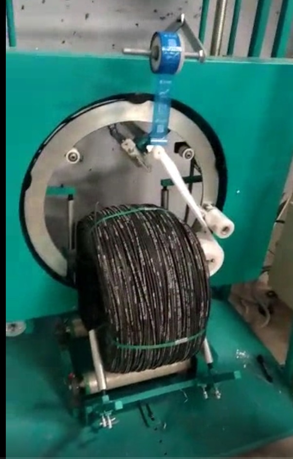Vertical Coil Wrapping Machine - Automatic Grade: Semi-automatic