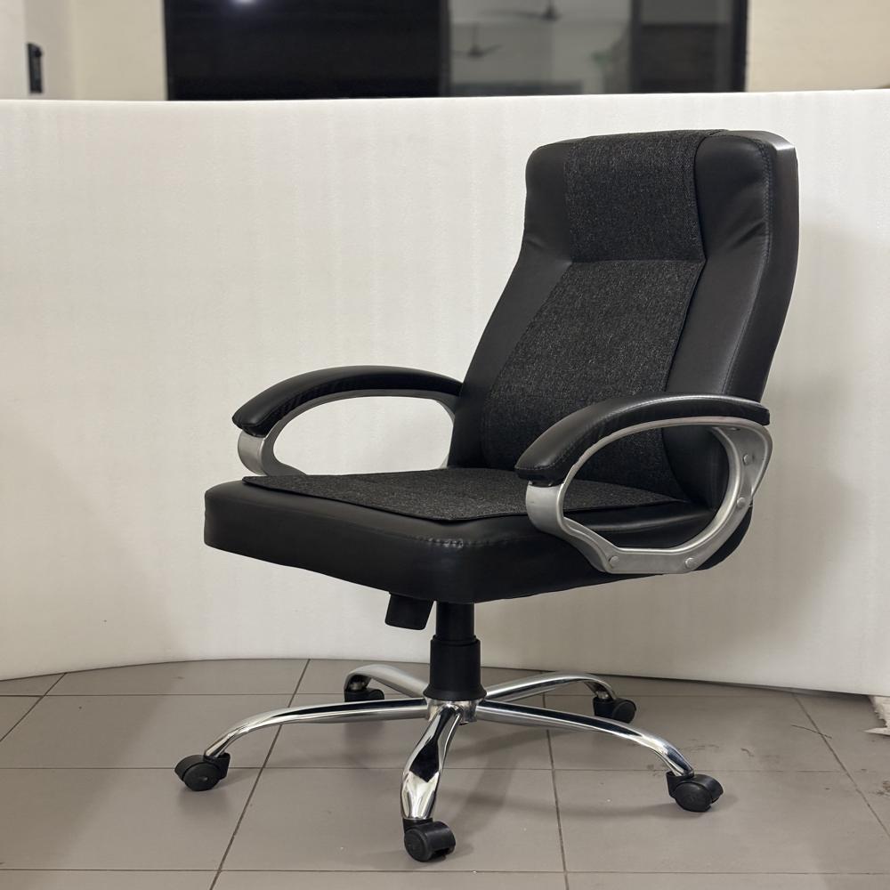 Jute Sense High Back Black Chair