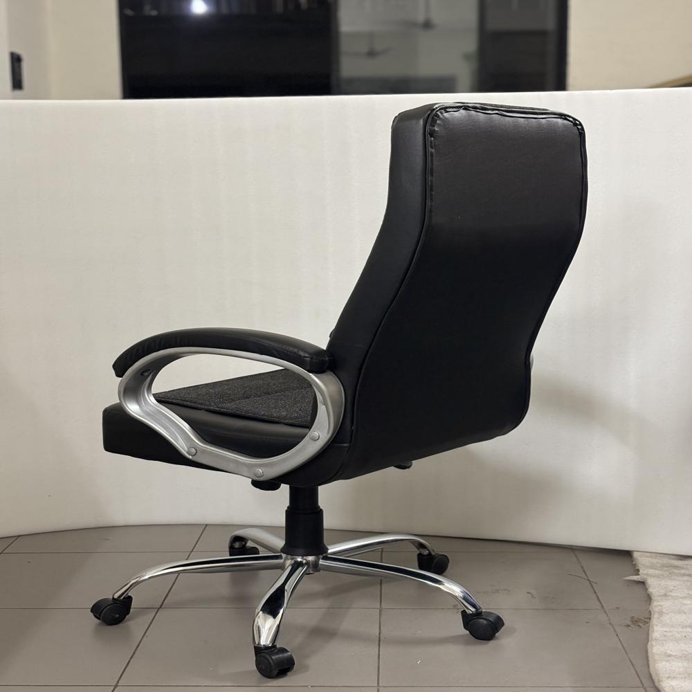 Jute Sense High Back Black Chair