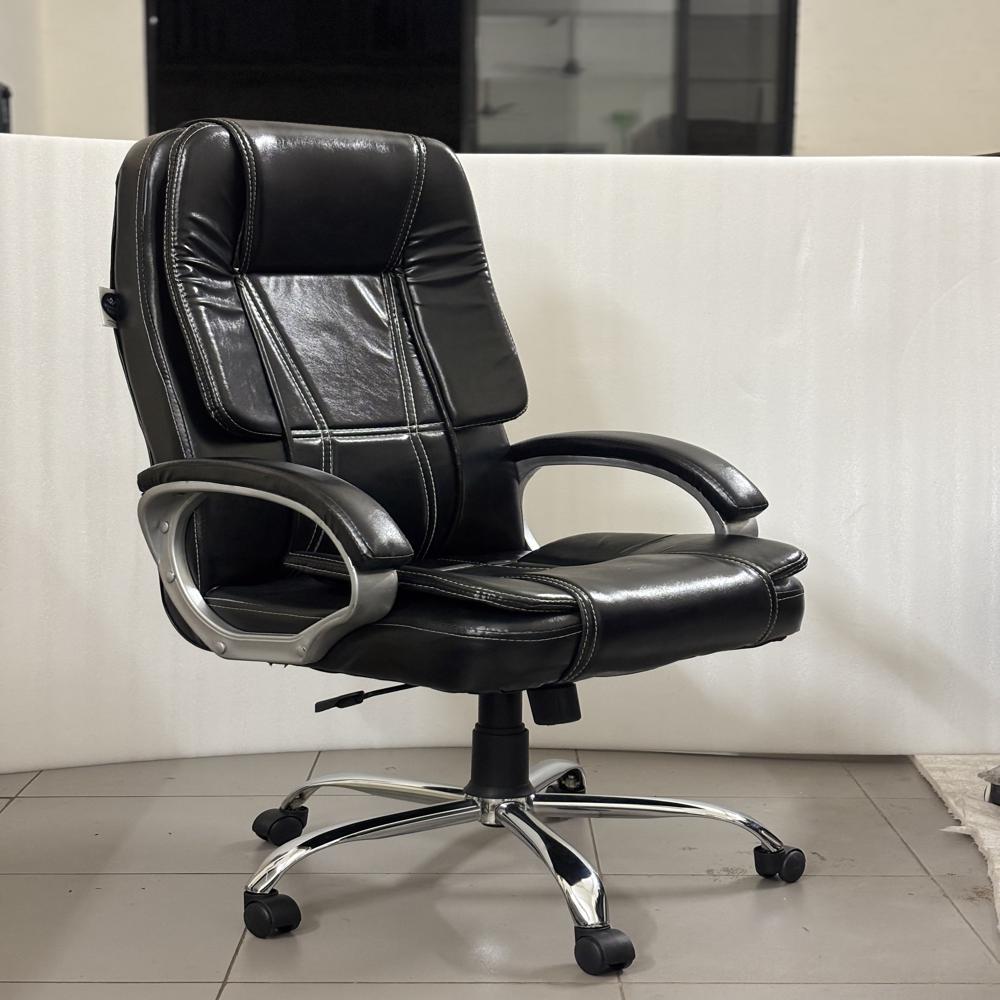 High Mid Knee Tilt Black Office Chair
