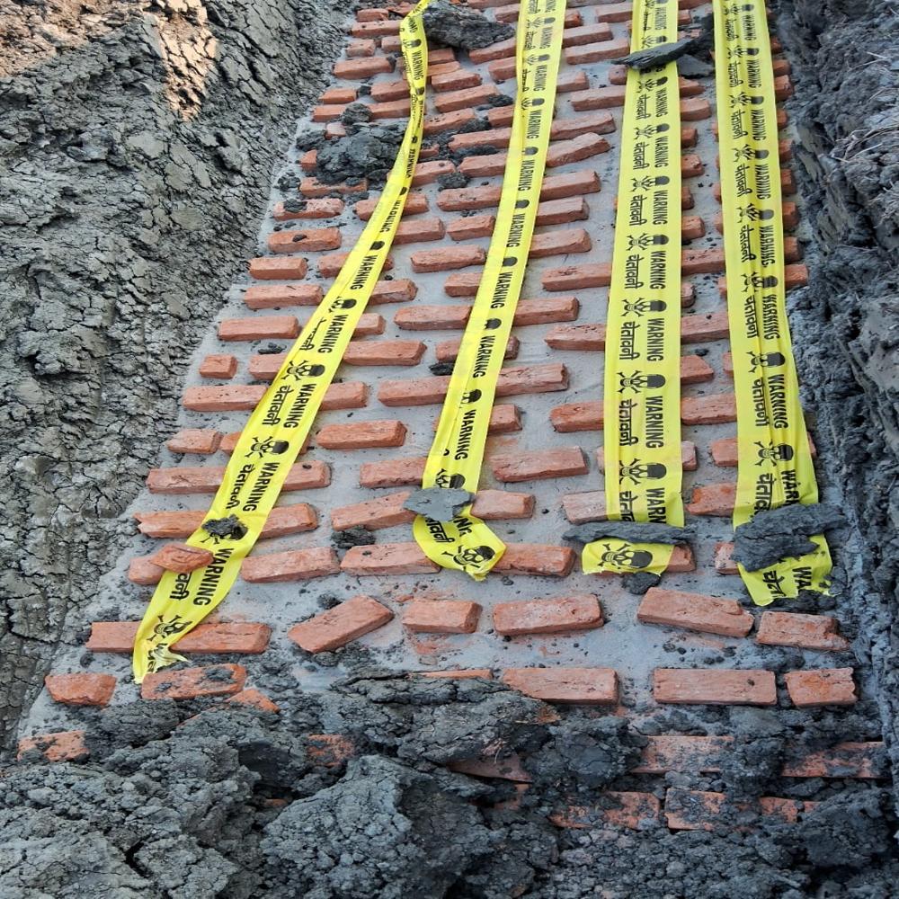 Pipeline Warning Tape - Polyethylene Material, Green Color | High-visibility Warning Messaging For Underground Utilities Protection