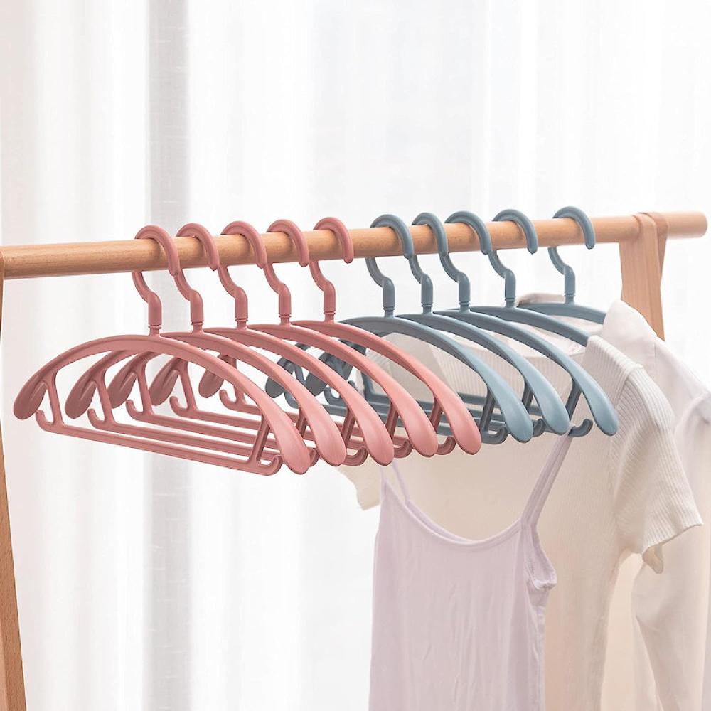 Plastic Clothes Hangers, Slim & Durable Space-Saving Hangers (3 Ps)