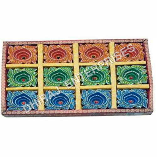 Plain Clay Diyas 12 Pcs