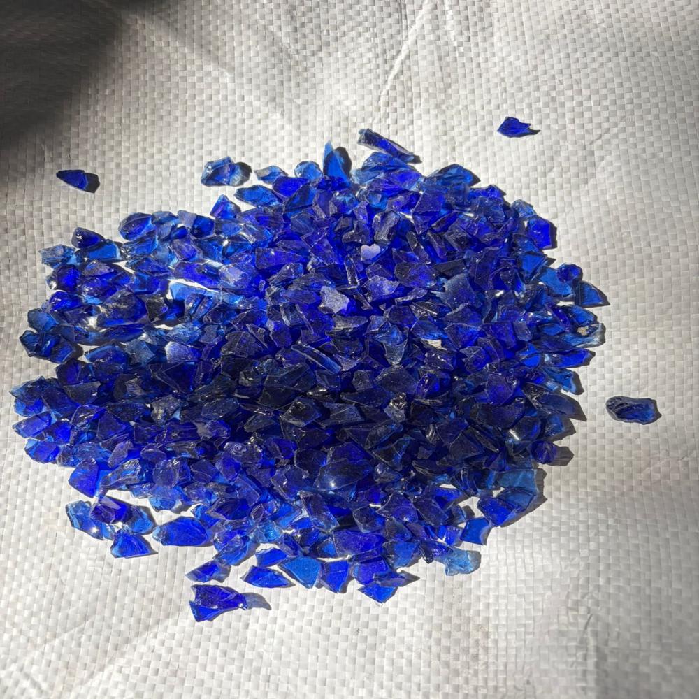 Cobalt Blue Crushed Glass Chips Eco-Friendly Recycled Decorative Glass for Landscaping and Terrazzo
