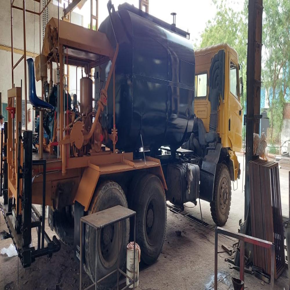 Bitumen Distributor