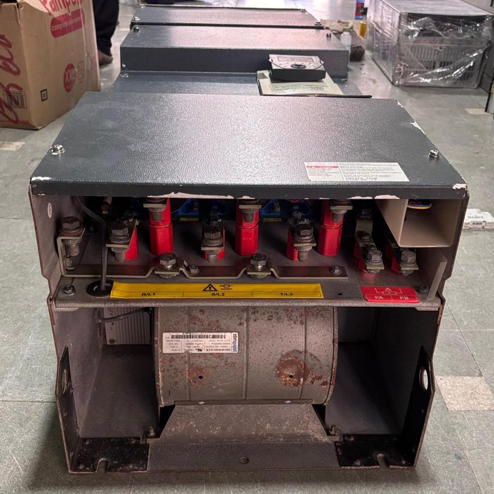 SCHNEIDER ALV71HC16N4 160KW - 250HP  AC DRIVES