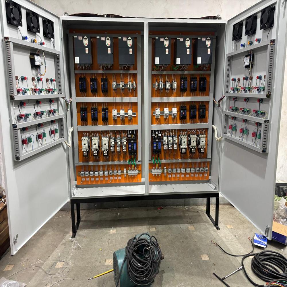 SCHNEIDER 11KW/15HP AC DRIVES PANEL BOARD