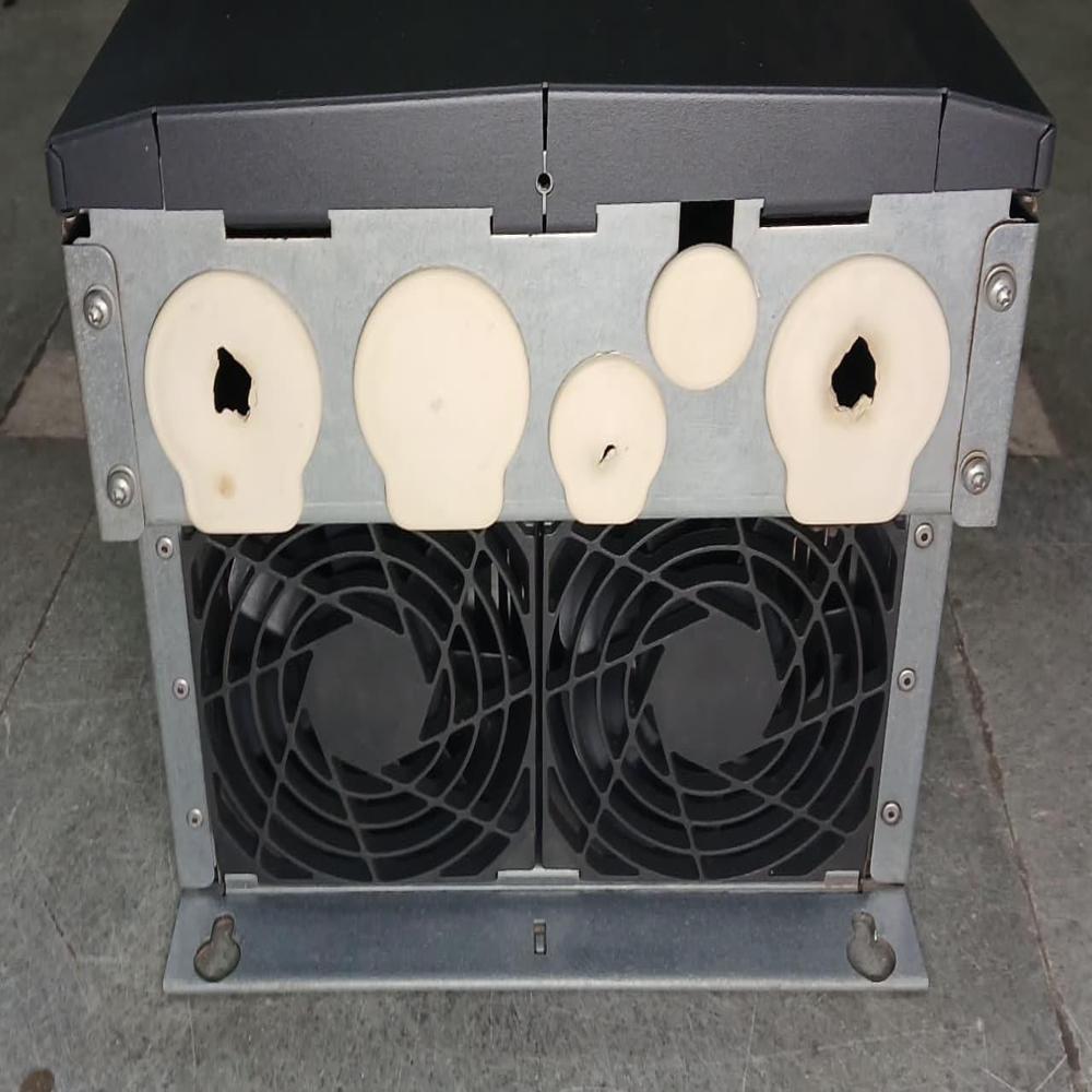 SIEMENS 6SE6430-2UD32-2DA0 22KW AC DRIVES