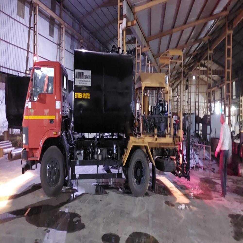 Asphalt Sprayer - Air Pressure: 8 Bar