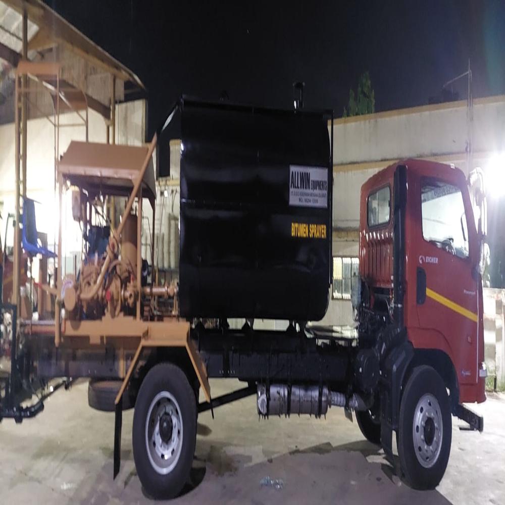 Asphalt Sprayer - Air Pressure: 8 Bar