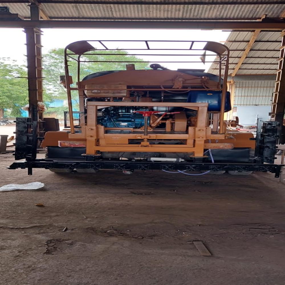 Asphalt Distributor