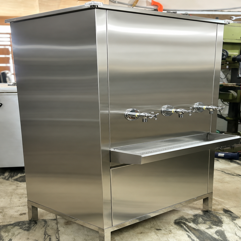WATER DISPENSER