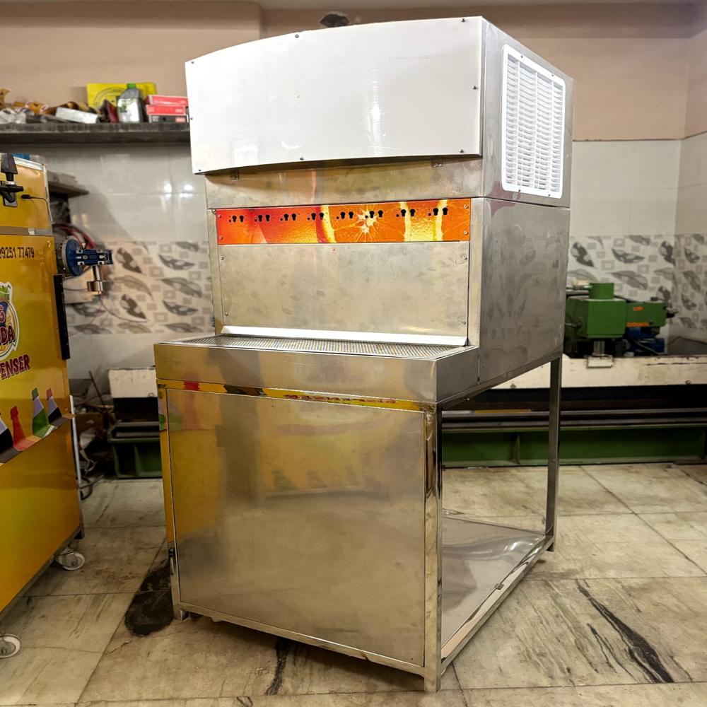 Mini soda vending machine body