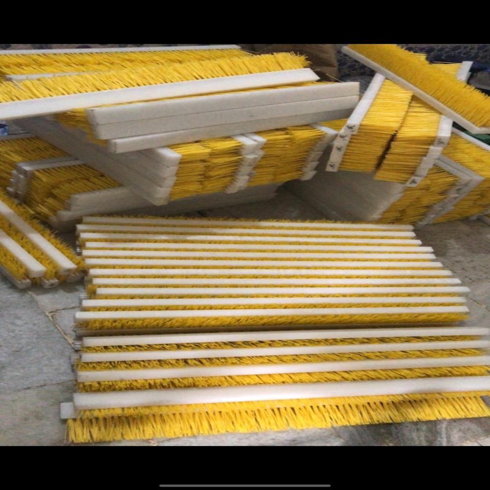 Fly Ash Brick Machine Brush - Bristle Color: Yellow