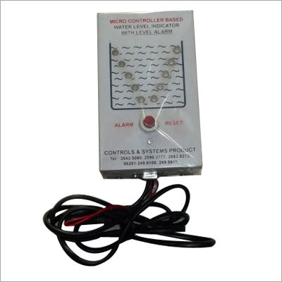 सूचना देने वाला जल स्तर संकेतक जो माइक्रोकंट्रोलर पर आधारित है।