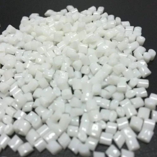 Polyethylene Terephthalate Chips - Color: White