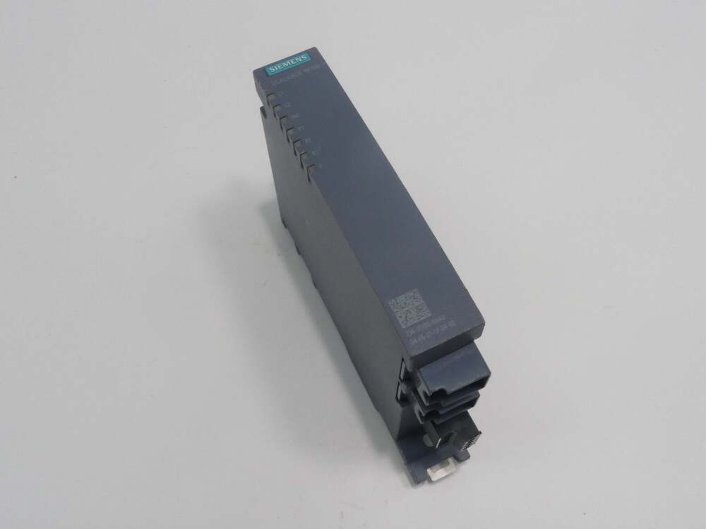 Siemens 6GK5734-1FX00-0AA0 SIMATIC NET IWLAN CLIENT MODULE