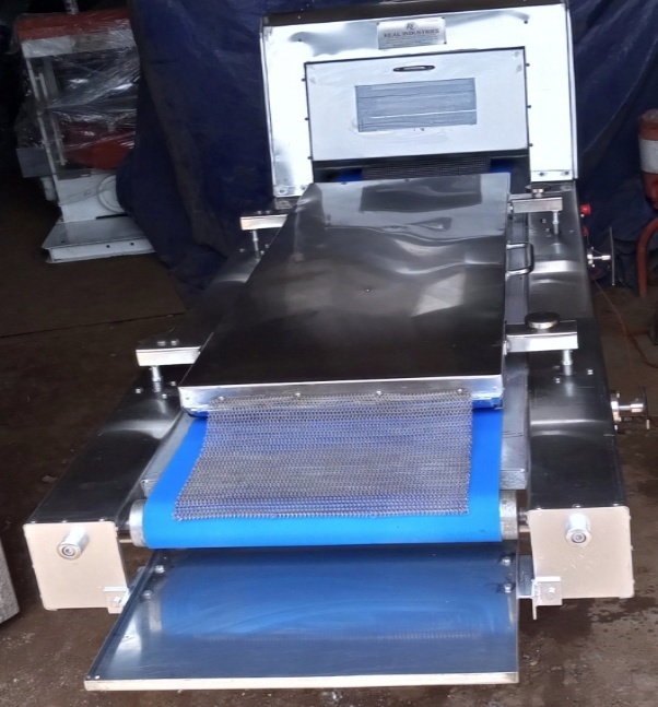 Industrial Dough Moulder Machine - Automatic Grade: Semi Automatic