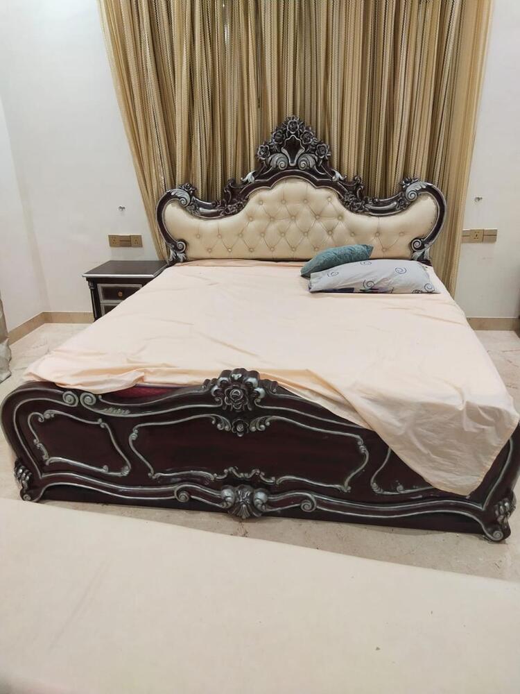 Antique Style Wooden Double Bed