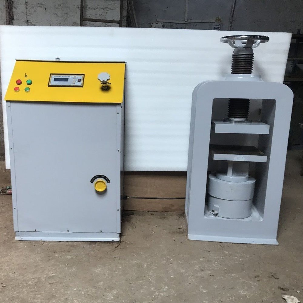 1000 KN Hand Operated Brick Testing Machine