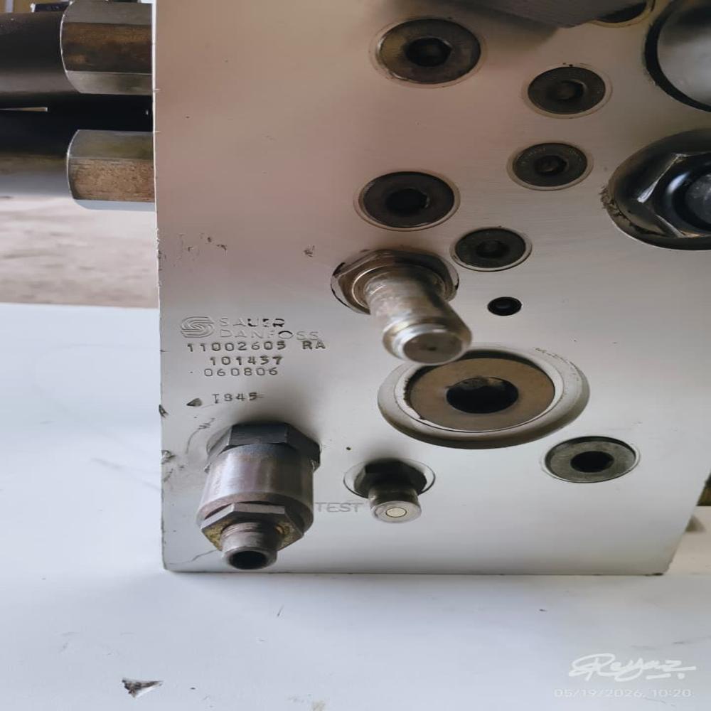 Genie S85 Valve Bank / Hydraulic Manifold Assembly
