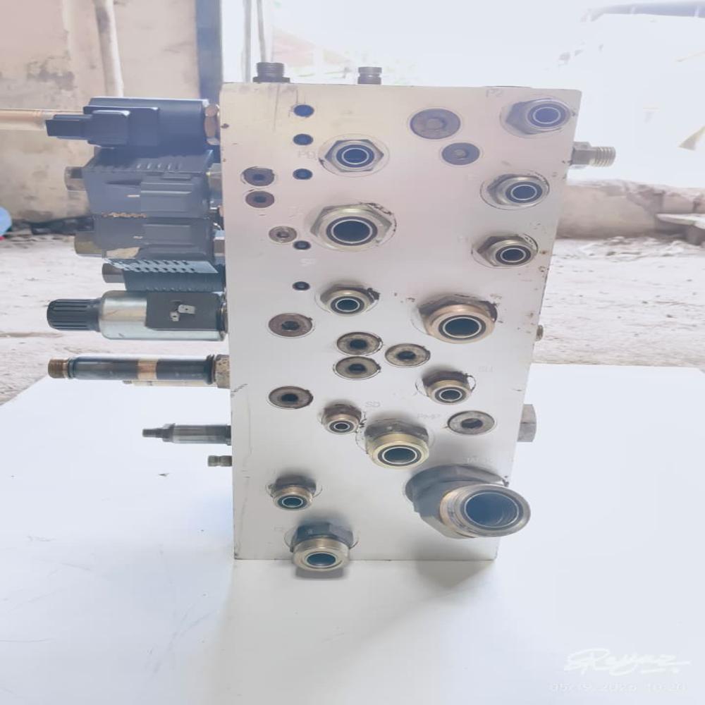 Genie S85 Valve Bank / Hydraulic Manifold Assembly
