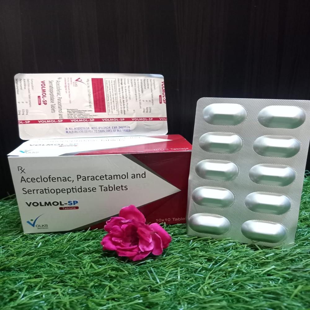 ACECLOFENAC PARACETAMOL SERRATIOPEPTIDASE  TABLET