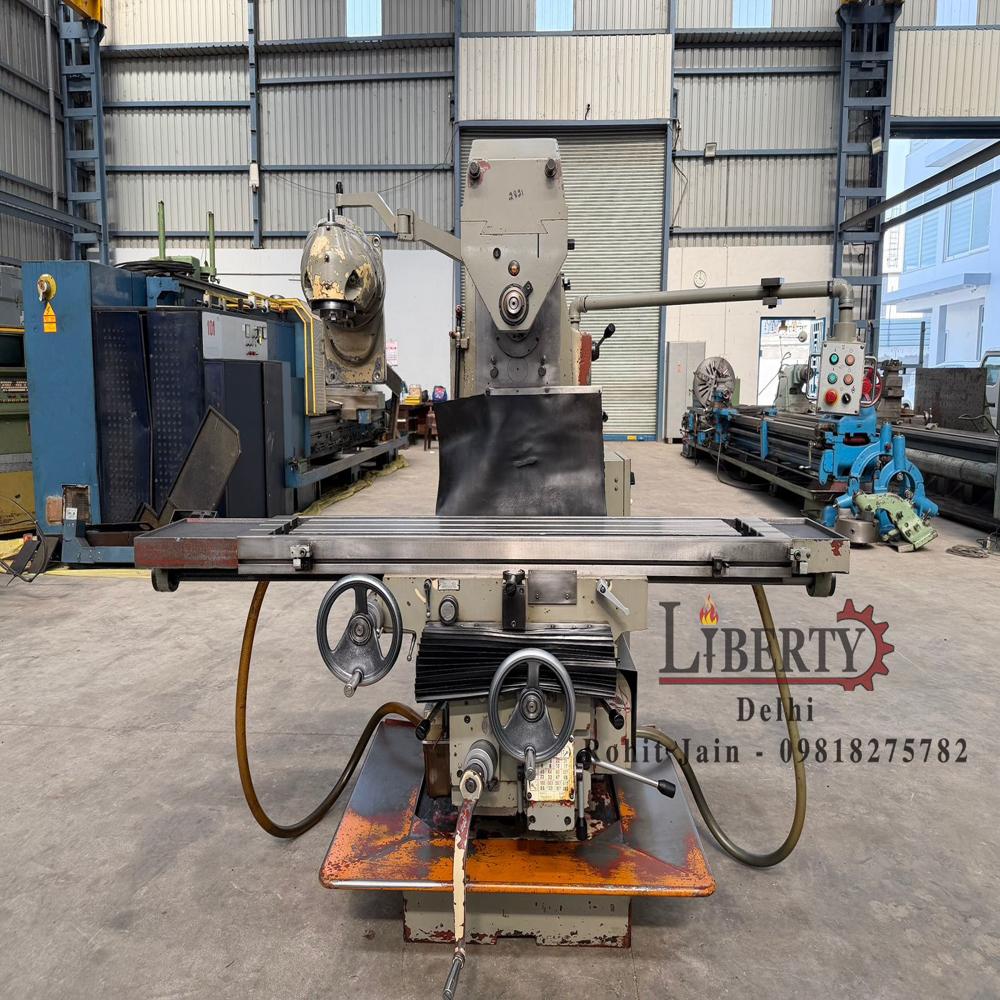 Ferret Italy 1500 mm x 300 mm Universal Milling Machine