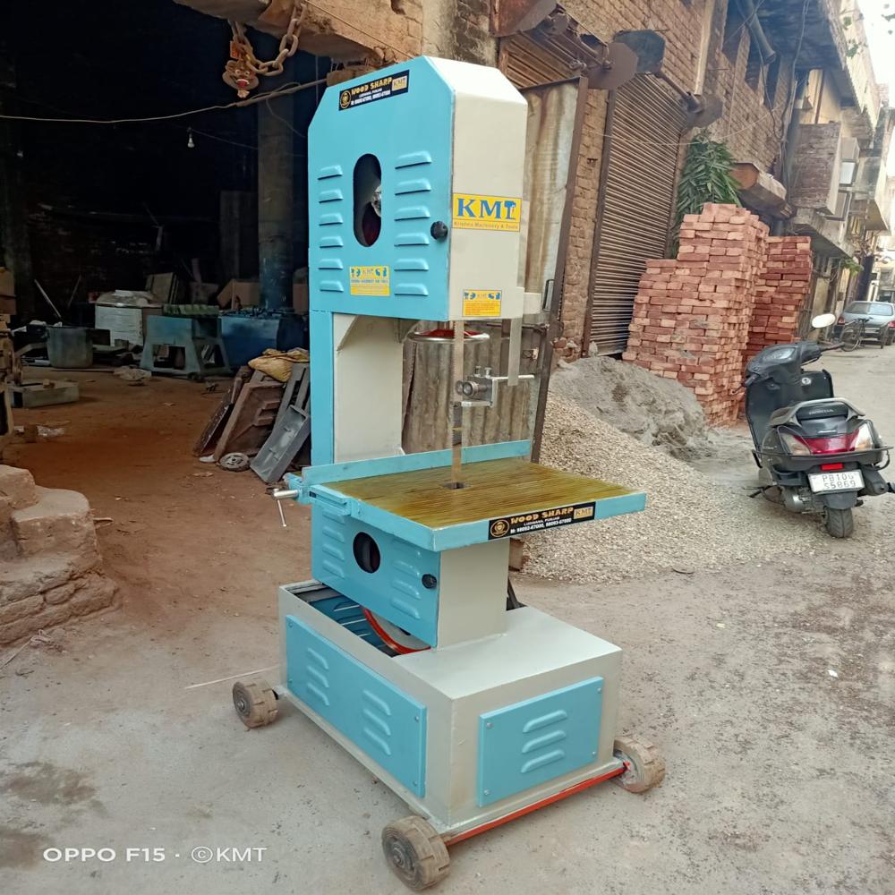 Wood Cutting BandSaw Machine