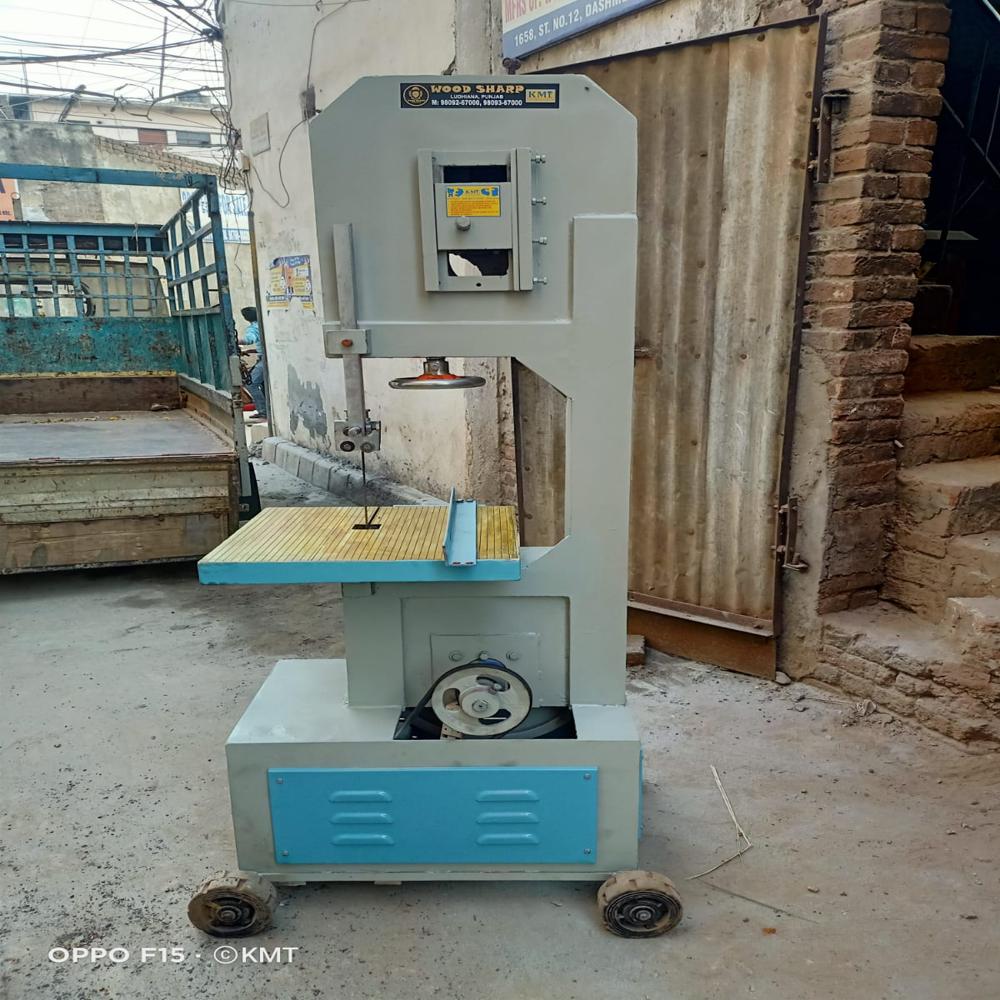 Wood Cutting BandSaw Machine