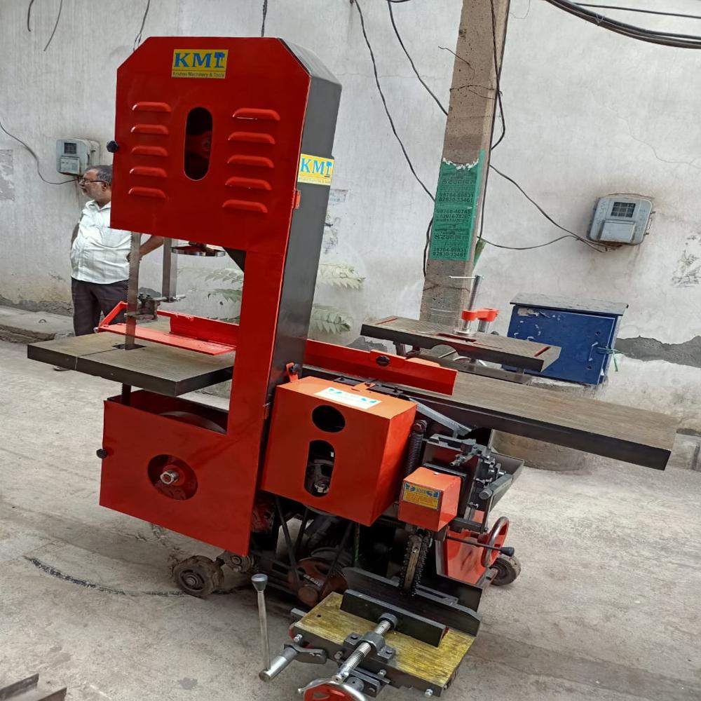 Randa Machine With Attached Bandsaw And Chain Motoriser