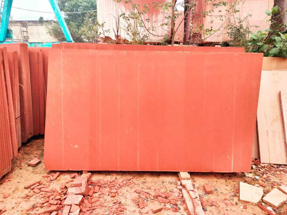 Plain Red Stone Slab - Density: 2.8 Gram Per Cubic Centimeter(g/cm3)