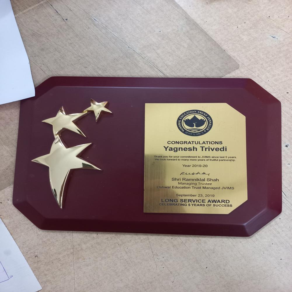 wooden plaque 