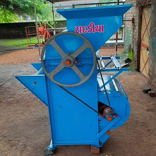 Ground Nut Decorticato Machine