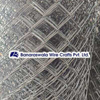 Gi Chain Link Fence - Galvanized Iron, 2-12 Feet Wide, Up To 12 Feet High, Silver, Hot-dipped Galvanized, 25-100 Mm Mesh, 350-550 N/mm2 Tensile Strength