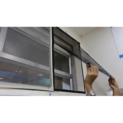 Zinc Coated GI Chicken Mesh